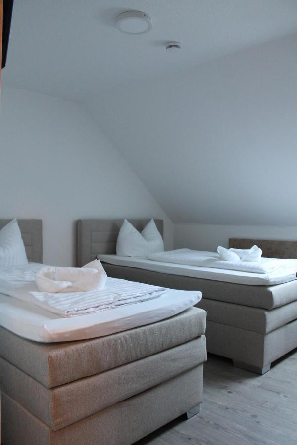 Gaestehaus Hubertushof - 24H Check-In Hausen (Wuerzburg) Exterior photo