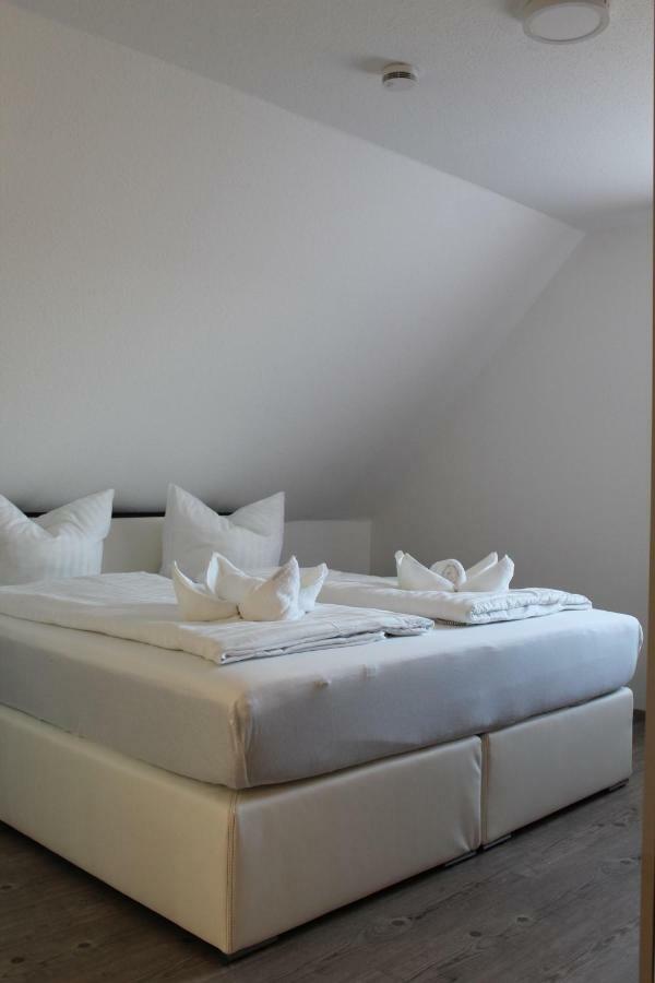 Gaestehaus Hubertushof - 24H Check-In Hausen (Wuerzburg) Exterior photo